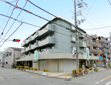 ファミールハイツ