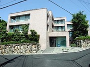 ラークヒルコート